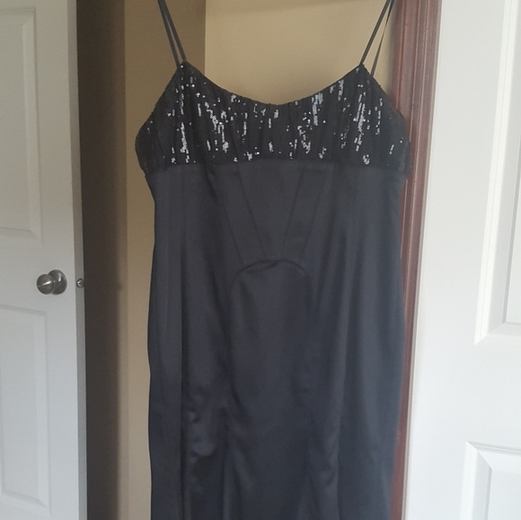 Little Black Dress - Anne Klein - Picture 2 of 5